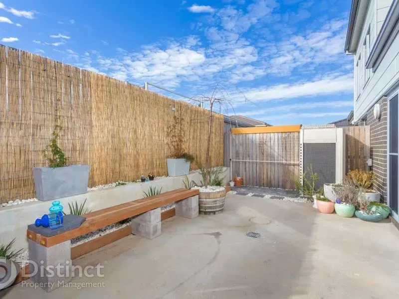 44 Gudamang Street, Ngunnawal, photo 15