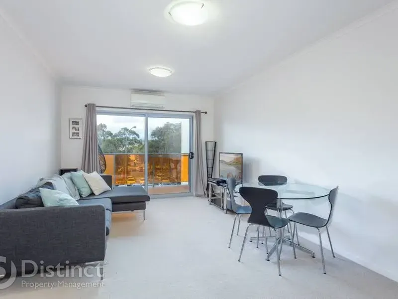 75/142 Anketell Street, Greenway, photo 5