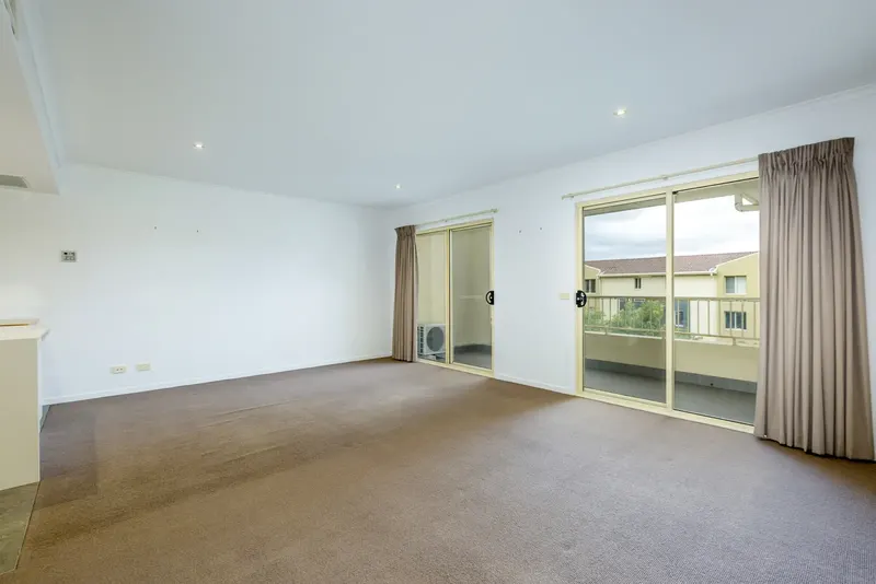 67/65 Ainslie Avenue, Braddon, photo 2