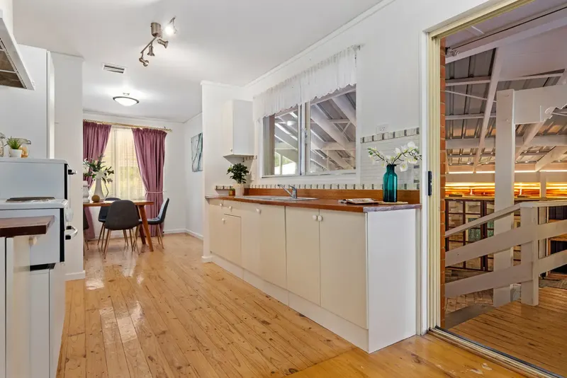 15 Allwood Street, Chifley ACT 2606, photo 7