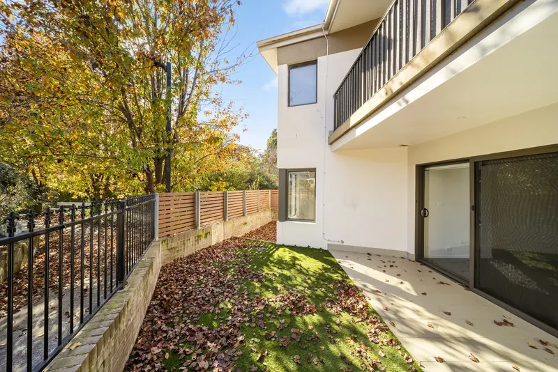 32/39 Jerrabomberra Avenue, Narrabundah, photo 11