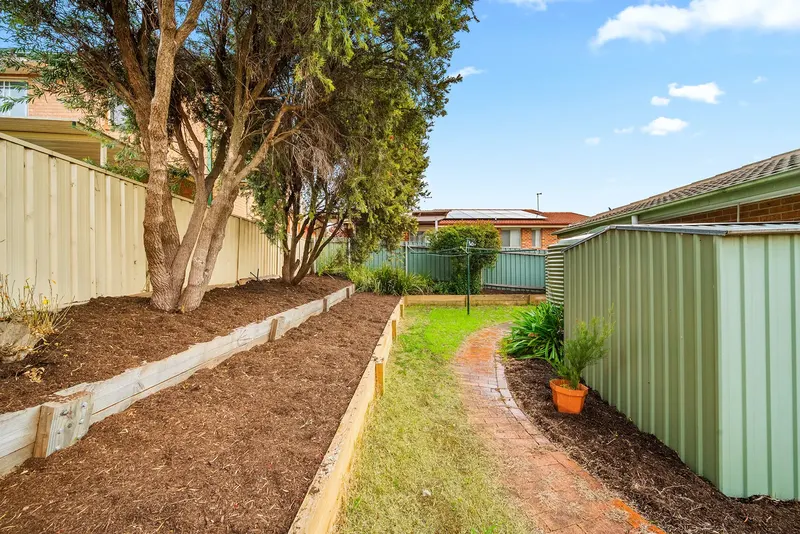 4 Maloney Street, Queanbeyan West, photo 16