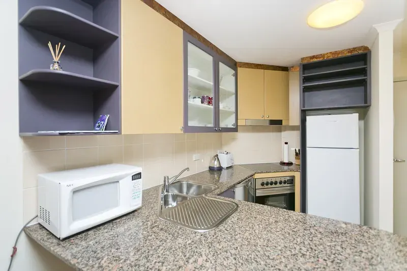 2/18 Captain Cook Crescent, Griffith, photo 4