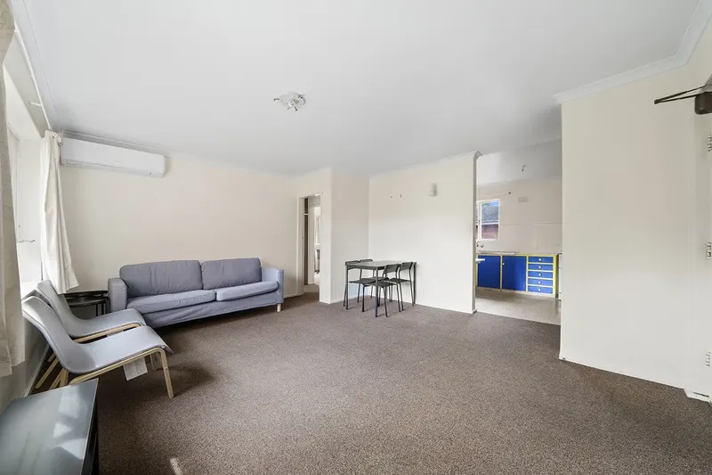 18/114 Blamey Crescent, Campbell, photo 5