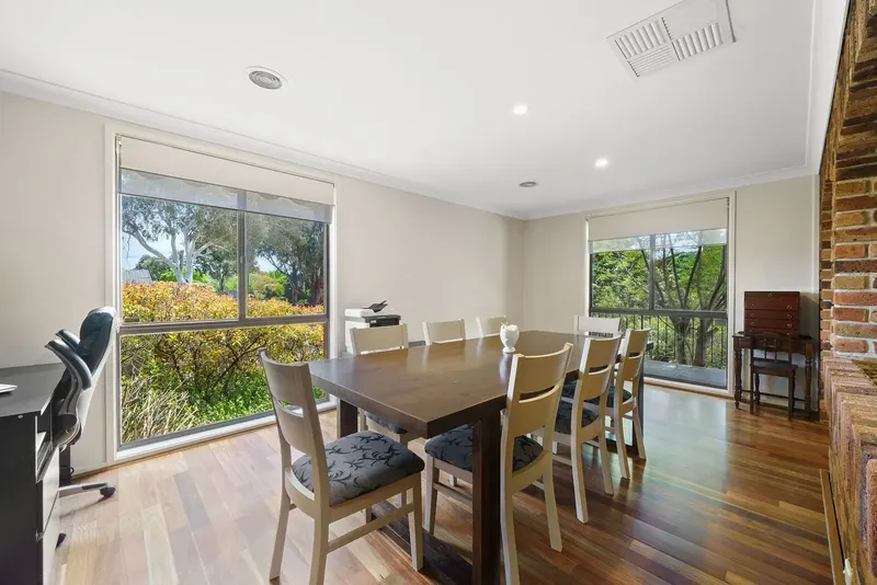 56 Vanzetti Crescent, Kambah, photo 11