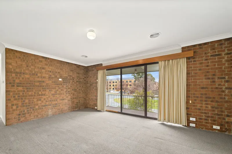 20/103 Canberra Avenue, Griffith, photo 3