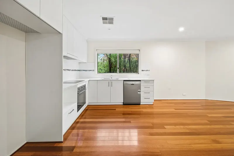 2/8 Hope Street, Dickson