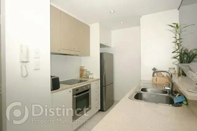 111/100 Gungahlin Place, Gungahlin, photo 2