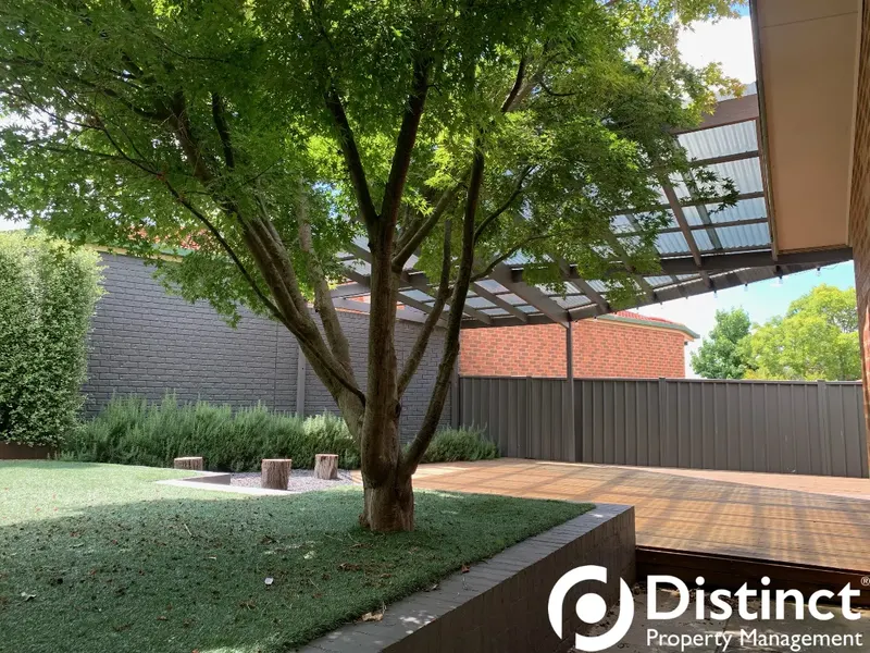 12 Harry Hopman Circuit, Gordon, photo 10