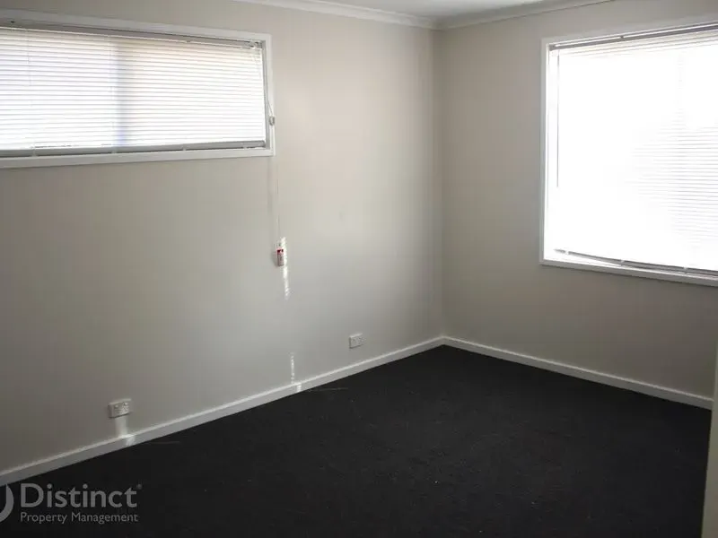 1 Cassia Crescent, Karabar, photo 5
