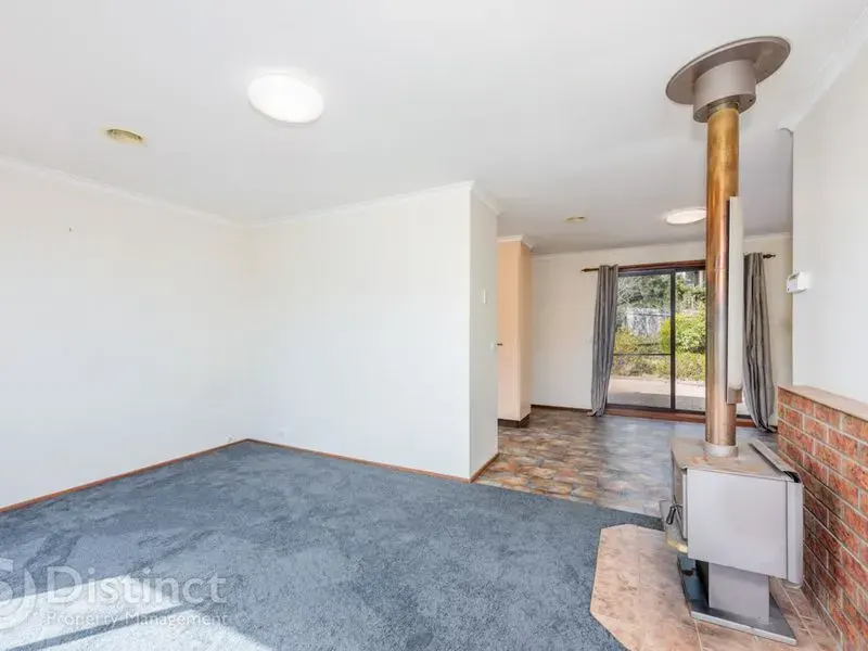 8 Laby Place, Theodore, photo 4