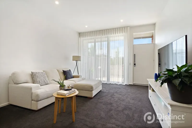 4/2 Bellette Street, Weston, photo 6