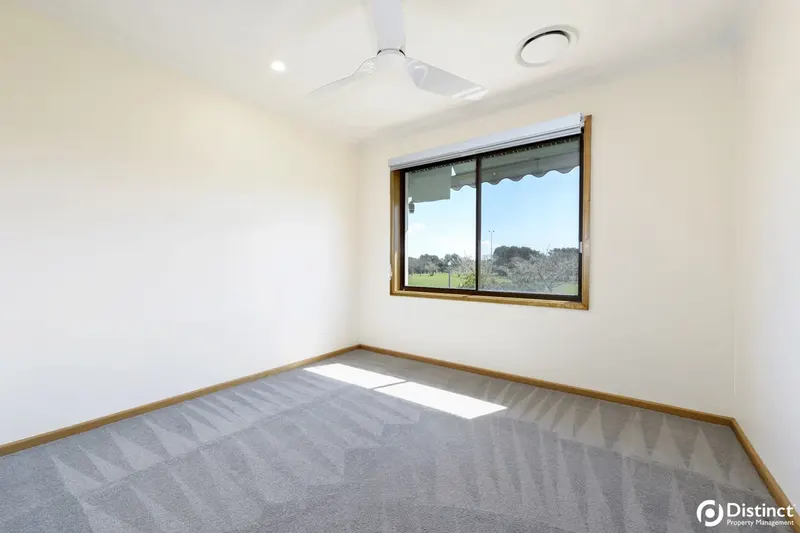 12 Tucana Street, Giralang, photo 10