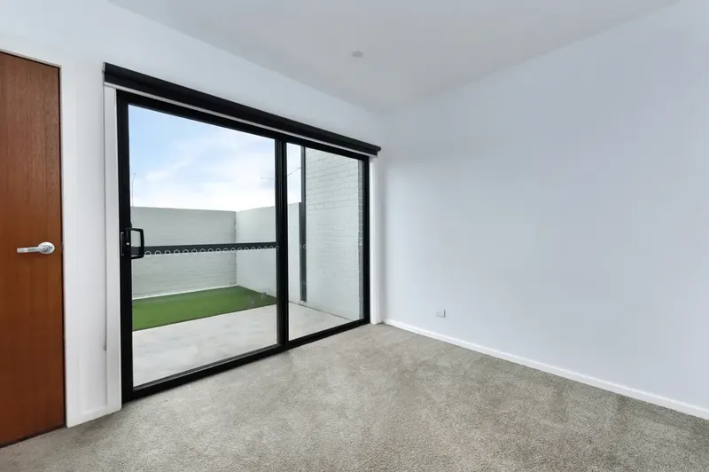 4/552b Cotter Road, Coombs, photo 2