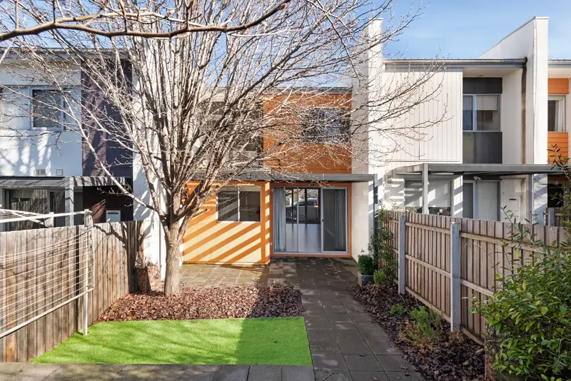 10 Dobikin Street, Crace, photo 13