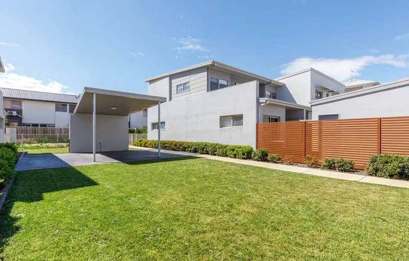 24/20 Clare Burton Crescent, Franklin, photo 7