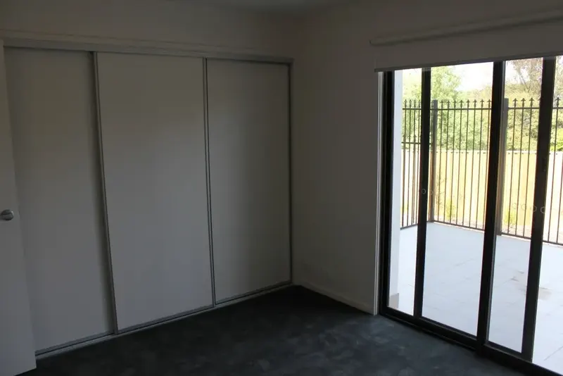 24/39 Jerrabomberra Avenue, Narrabundah, photo 8