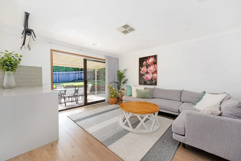 95 Bicentennial Drive, Jerrabomberra NSW 2619, photo 5