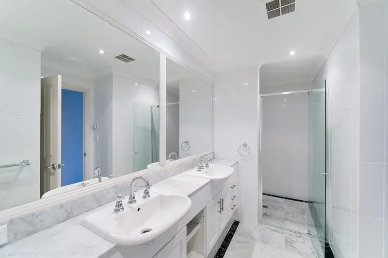 11/15 Fitzroy Crescent, Forrest, photo 5