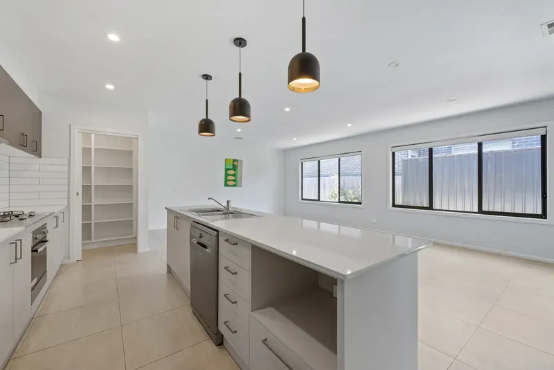 6 Helmrich Street, Moncrieff, photo 4