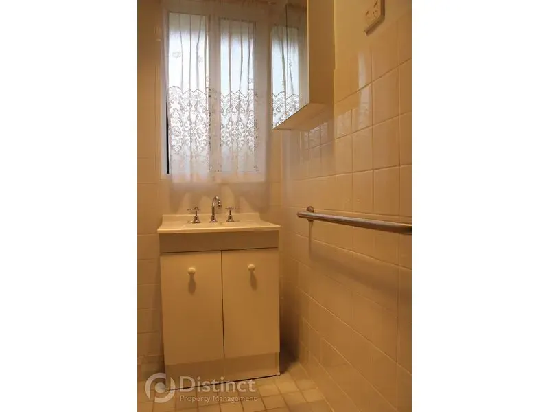 6 Lumeah Street, Narrabundah, photo 7
