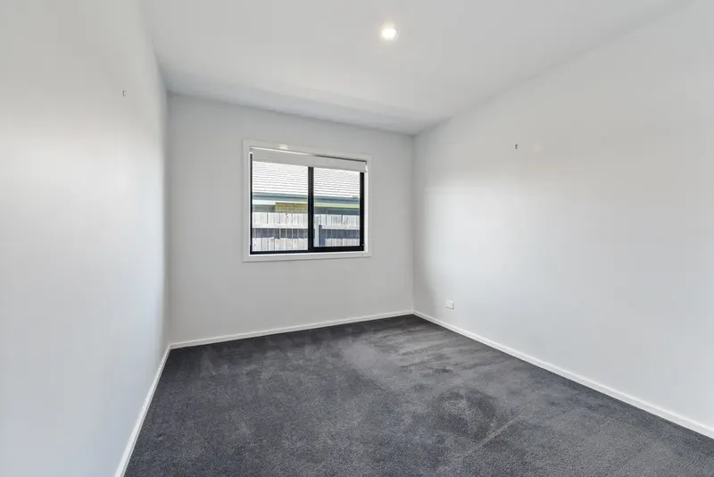6 Helmrich Street, Moncrieff, photo 6