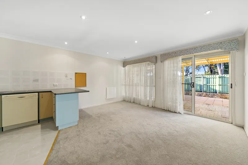 84 Rosewood Glen, Jerrabomberra, photo 3