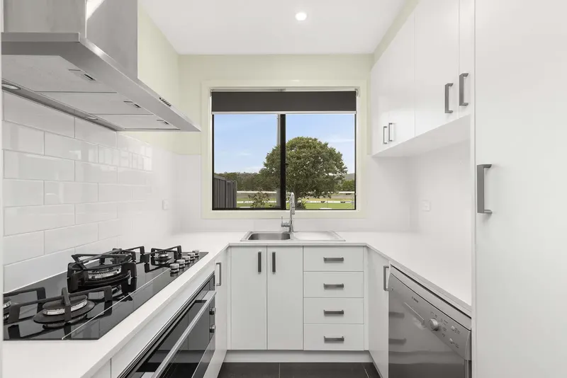 1/4 Powell Street, Queanbeyan East, photo 4
