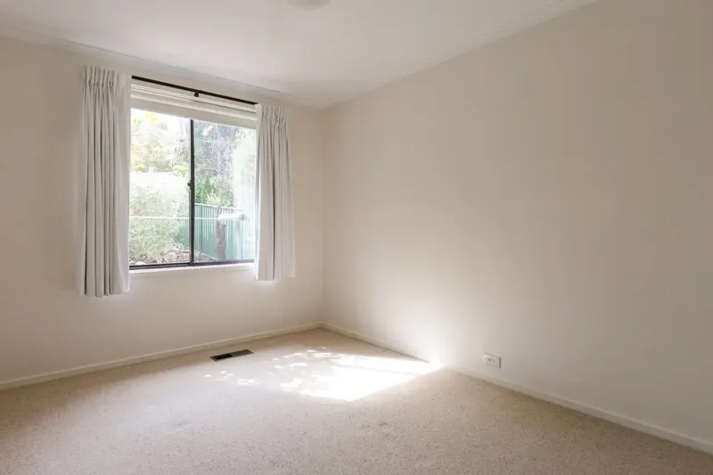 5 Simon Place, Kambah, photo 11