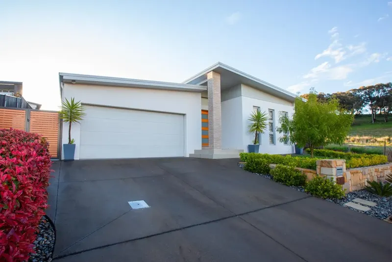 23 Ashton Calvert Street, Casey, photo 2