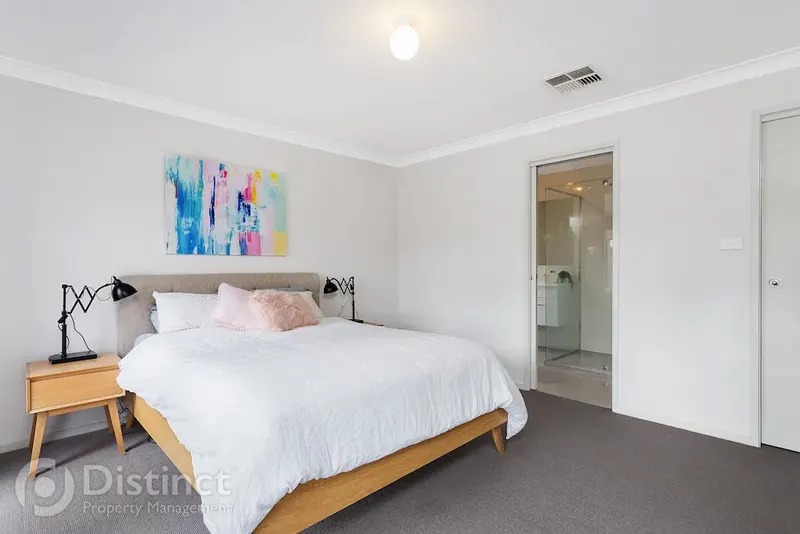 11 Eve Langley Street, Franklin, photo 8