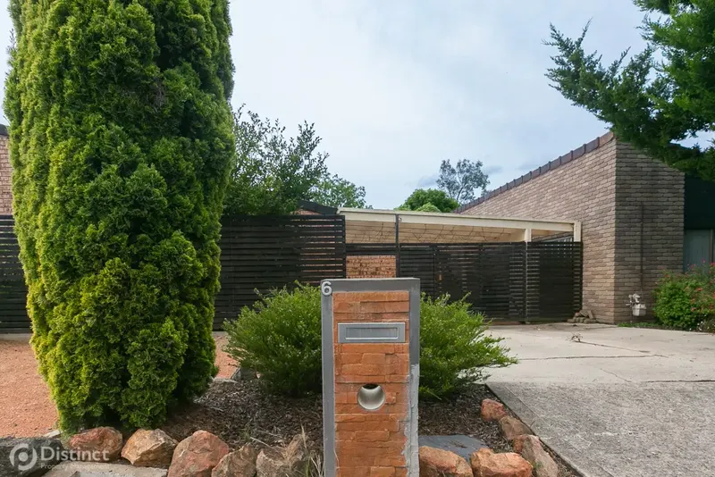 6 Moorehead Place, Latham, photo 2