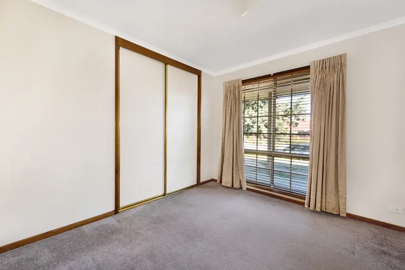 1 Chaton Place, Palmerston ACT 2913, photo 9