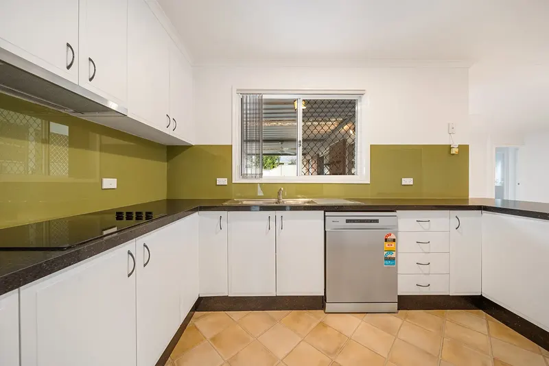 4 Maloney Street, Queanbeyan West, photo 6