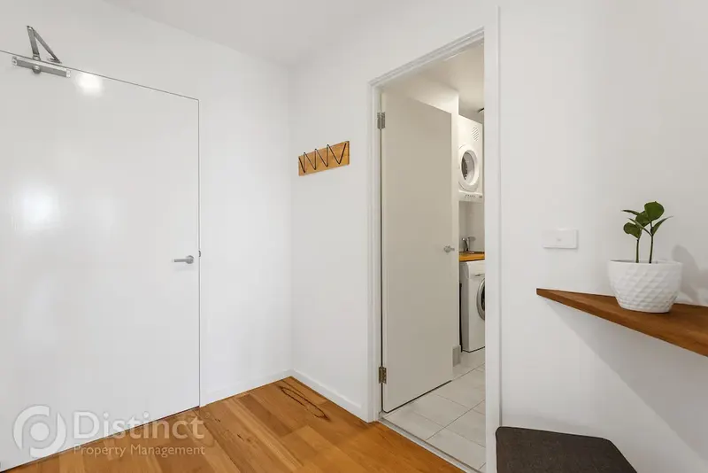 35/111 Canberra Avenue, Griffith, photo 11