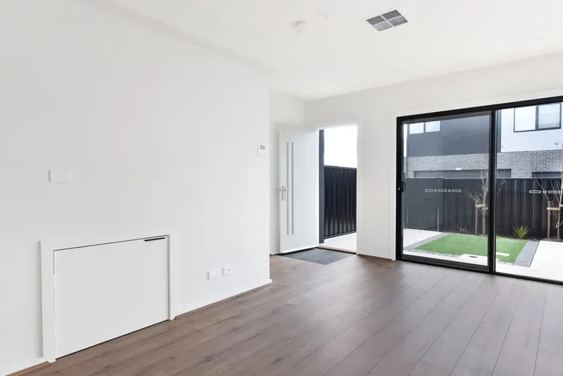 40/18 Cornelius Street, Coombs ACT 2611, photo 8