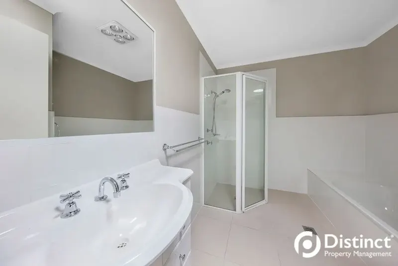 4 Ben Blakeney Street, Bonner, photo 8