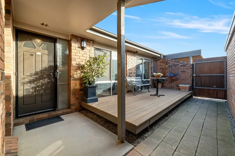 33 Poplar Crescent, Jerrabomberra, photo 14