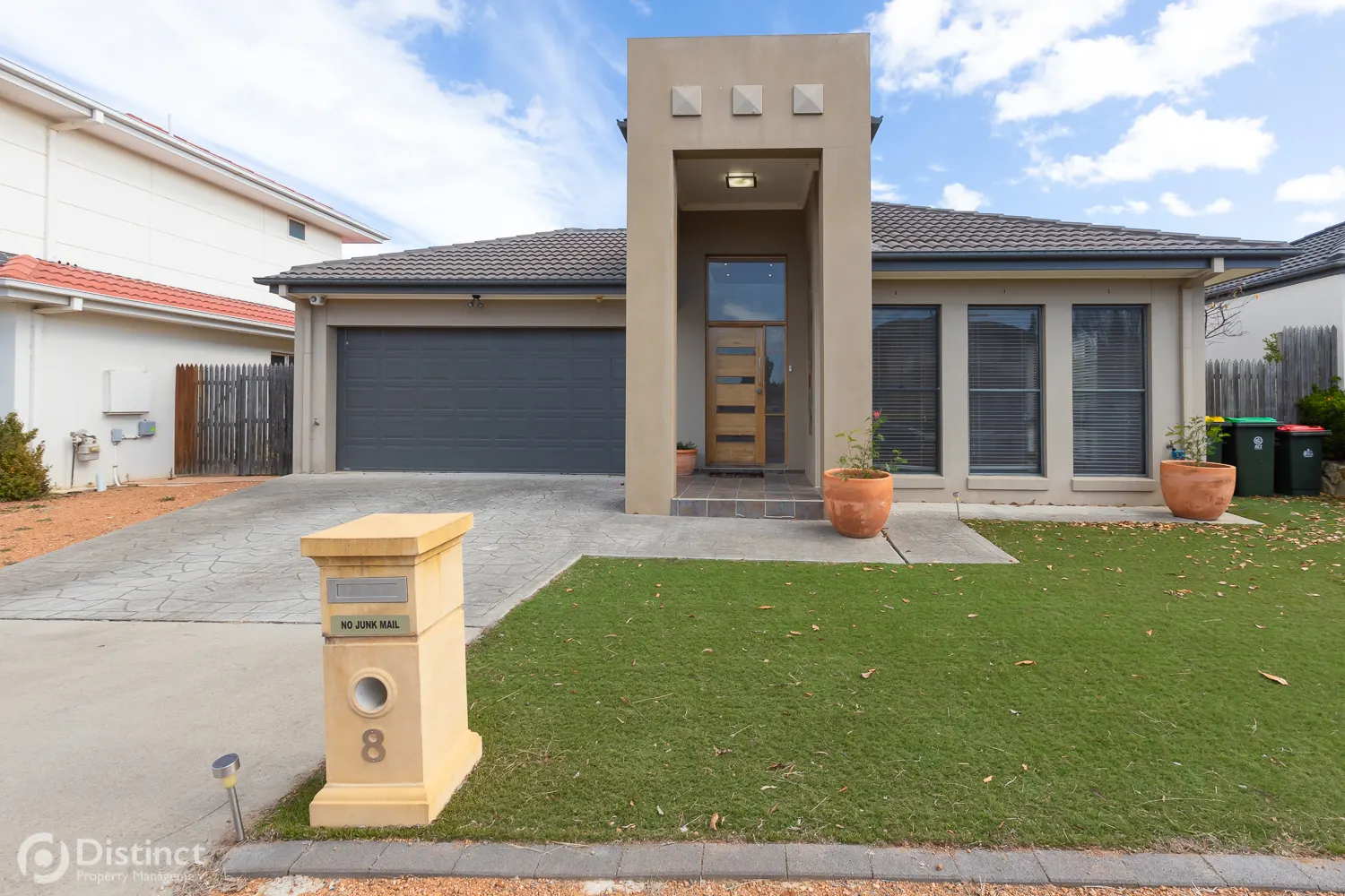 8 Charlotte Barton Street, Franklin, photo 1