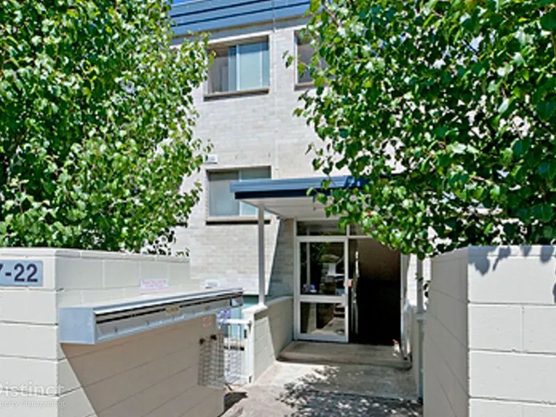 18/4 Wilkins Street, Mawson, photo 1