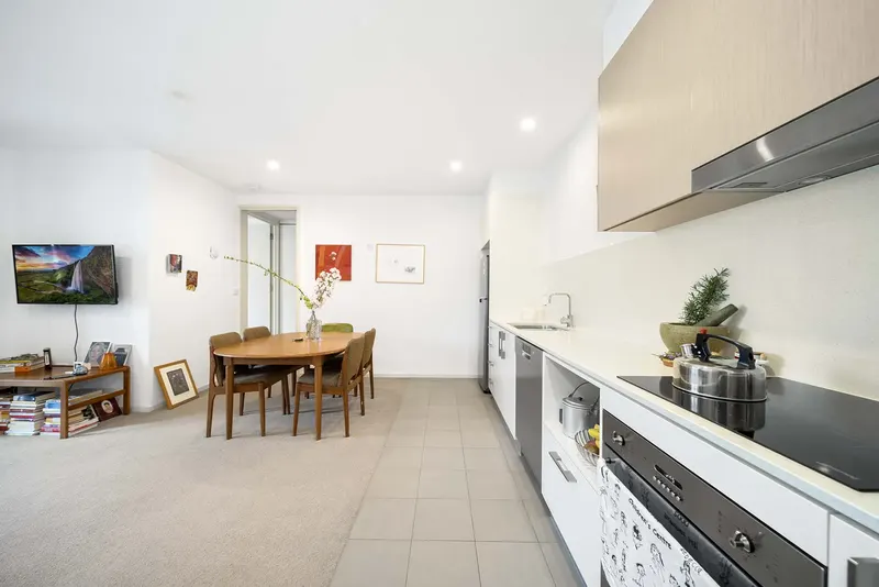 7/77 Leichhardt Street, Kingston, photo 5