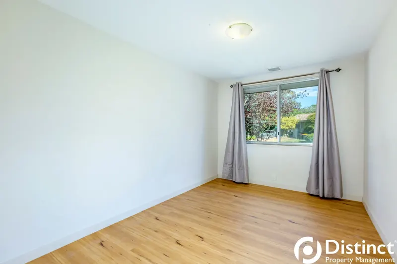 41 Spica Street, Giralang, photo 8