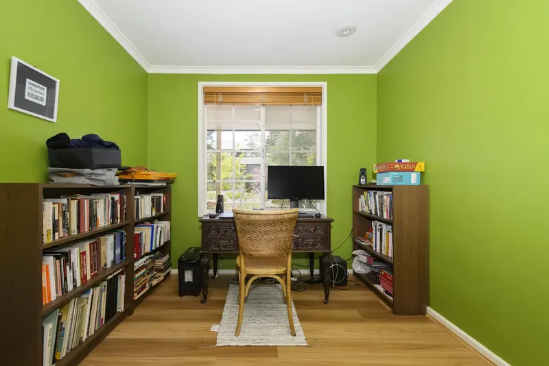 44 Hawkesbury Crescent, Farrer, photo 13