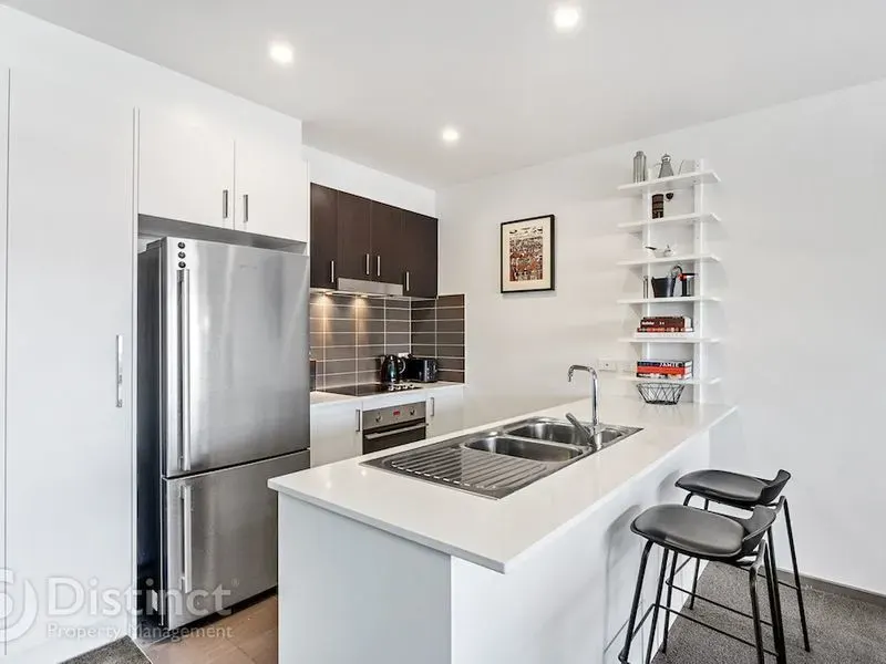 66/41 Clare Burton Crescent, Franklin, photo 6