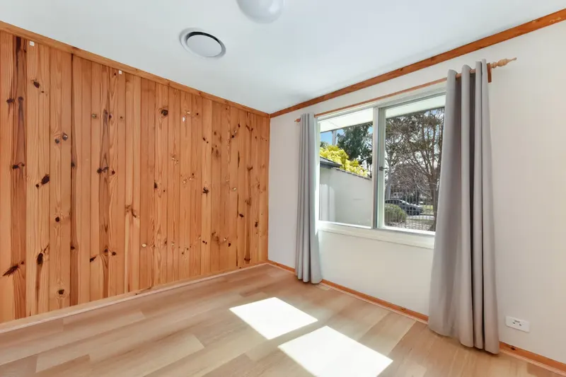 8 Legge Street, Downer, photo 10