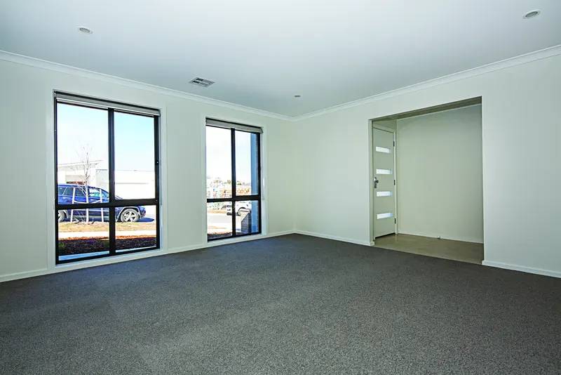 37 Toppano Street, Moncrieff, photo 7
