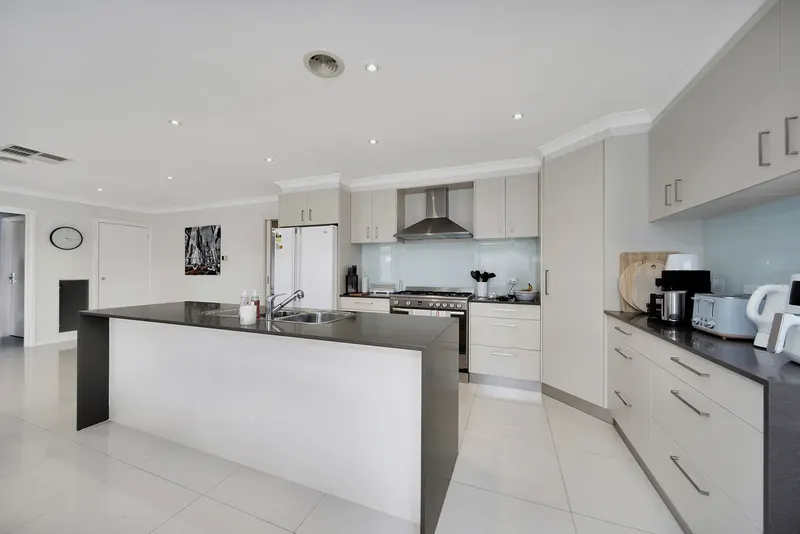 29 Ballantyne Crescent, Franklin, photo 9