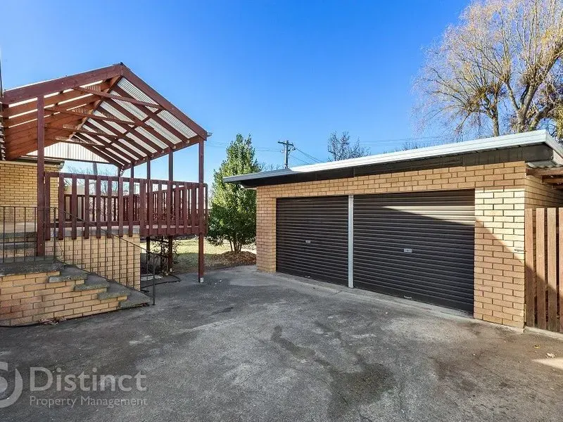 19 Bundeela Street, Narrabundah, photo 12