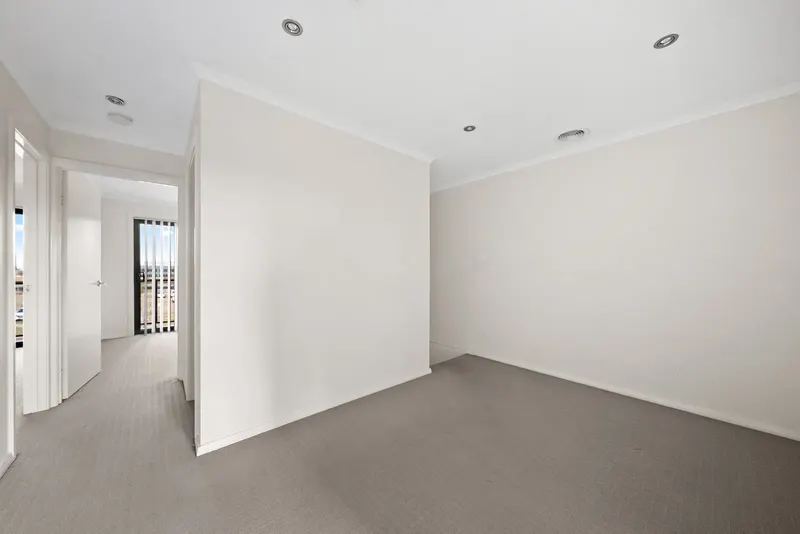 119 Anthony Rolfe Avenue, Gungahlin, photo 11