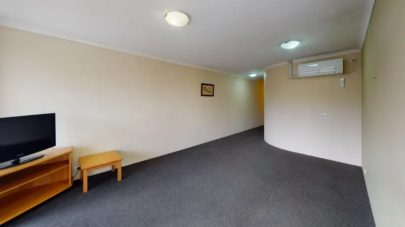 22/4 Tench Street, Kingston, photo 3